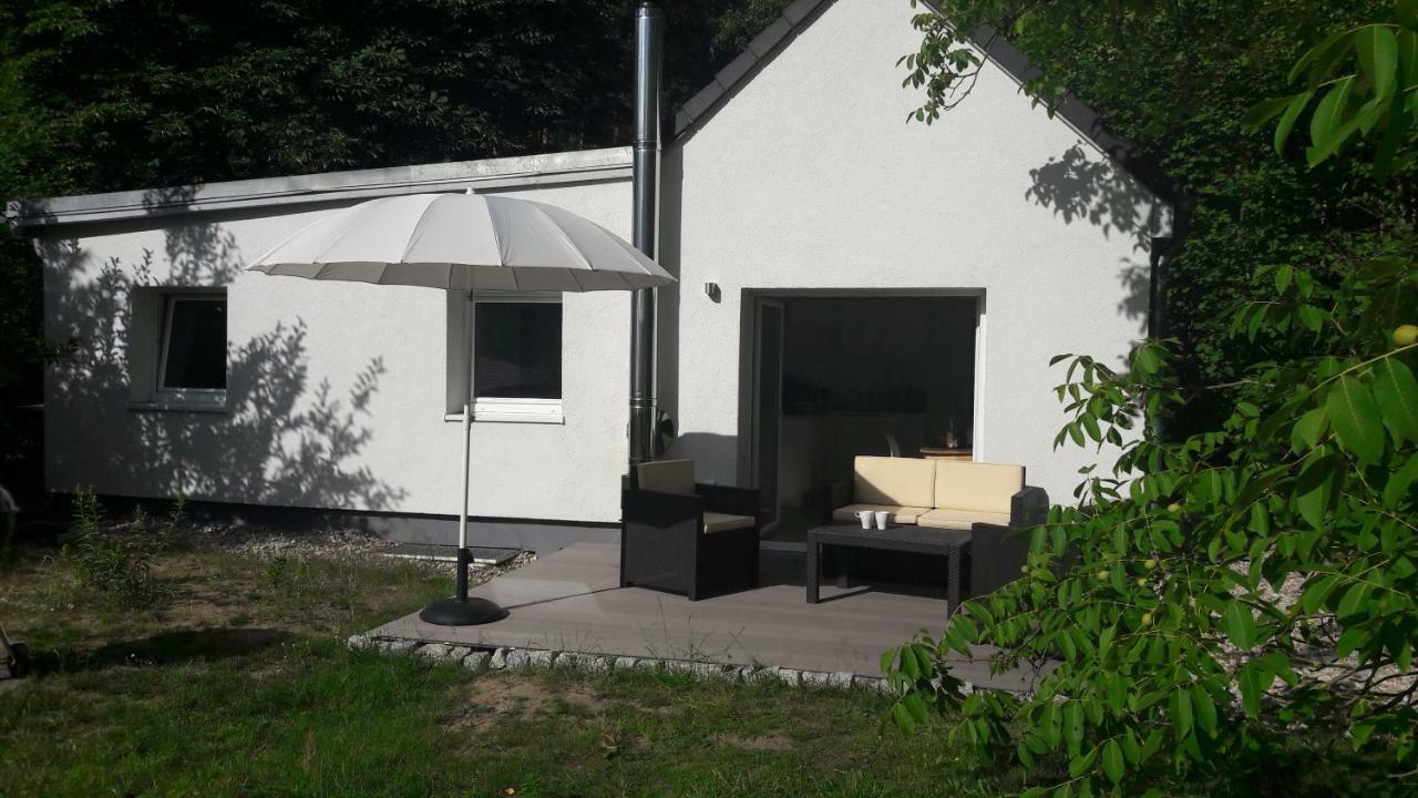 Cottage Am Wald Bei Berlin Falkensee Bagian luar foto